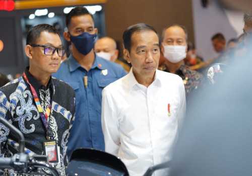 Presiden Jokowi Buka The 30th IIMS 2023, PLN Siap Optimalkan Ekosistem Kendaraan Listrik