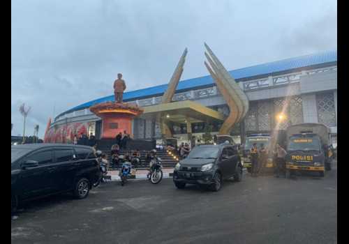 Dilarang Masuk, Suporter PSIS Mengamuk