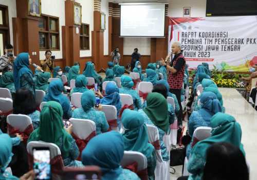 Ajak PKK untuk Dorong Kendalikan Inflasi dan Penurunan Kemiskinan di Jawa Tengah