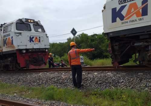 Dua Orang Tewas Setelah Tertabrak Kereta Api di Semarang, Berikut Kronologinya