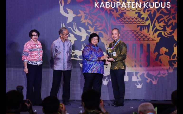 Hebat!! Serius Kelola Sampah, Pemkab Kudus Raih Penghargaan Adipura 2022