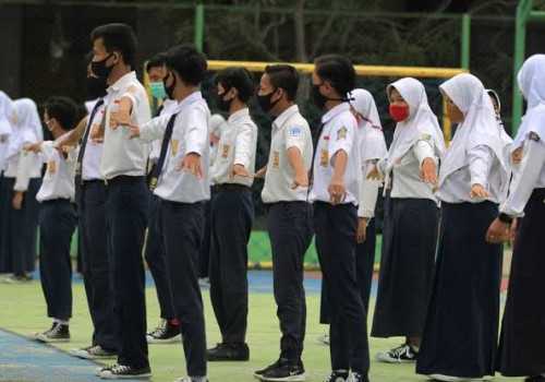 Ini Cara Pemprov Jateng Entaskan Kemiskinan : Gratiskan Sekolah Khusus Warga Tidak Mampu