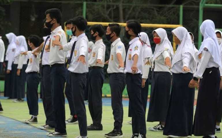 Ini Cara Pemprov Jateng Entaskan Kemiskinan : Gratiskan Sekolah Khusus Warga Tidak Mampu