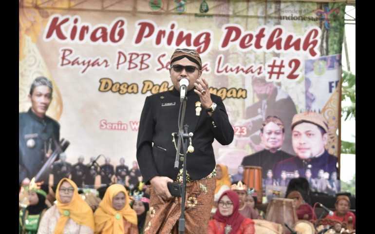 Tradisi Unik Bayar Pajak di Banjarnegara, Waket DPRD Jateng Ferry: Lestarikan Pring Pethuk