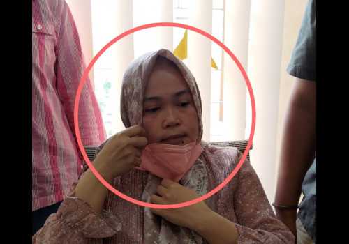 BREAKING NEWS !! Kejagung Tangkap Buron Dona Sari di Padang