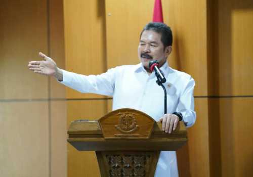 Jaksa Agung ST Burhanuddin Terima Penghargaan Best Institutional Leaders