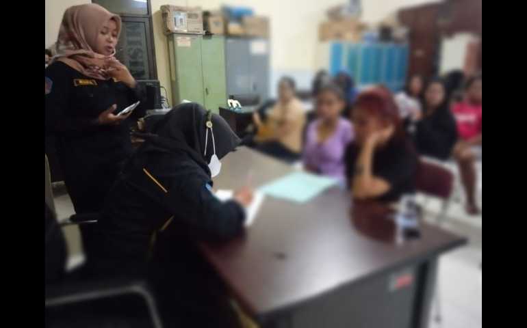 Satpol PP Kota Semarang Gelar Razia PSK, 22 Wanita Berhasil di Amankan