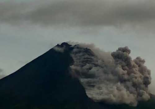 Status Masih Siaga, Ganjar Pimpin Doa Tokoh Lintas Agama untuk Warga Sekitar Merapi