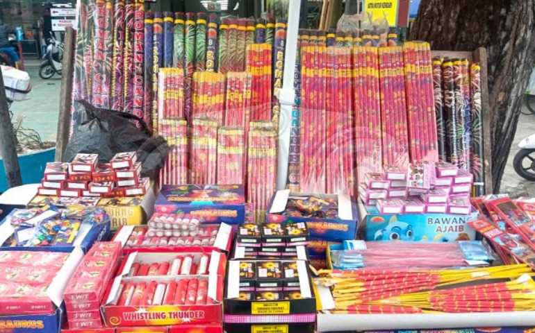 Batang Haramkan Penggunaan Petasan Saat Ramadhan