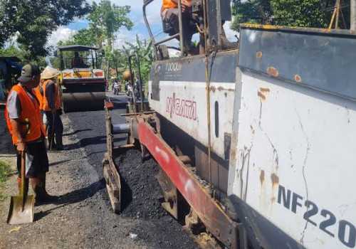 Pemkot Semarang Perbaiki Jalan Rusak Jelang Mudik Lebaran