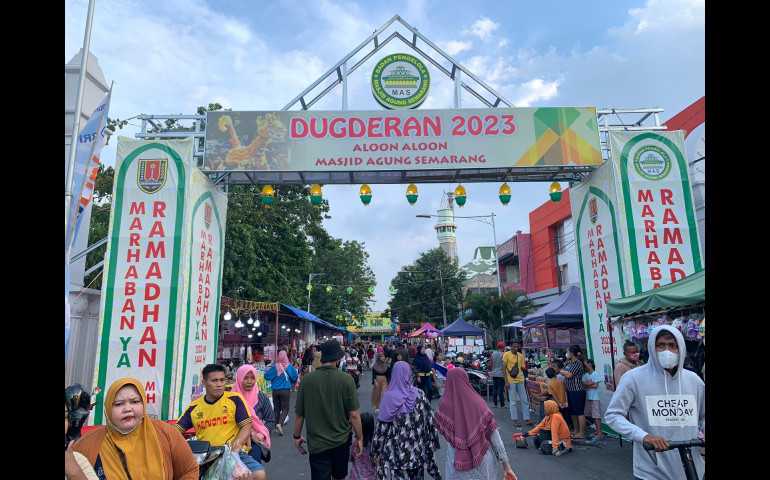 Bernostalgia dengan Mainan Tradisional, Dugderan: Tradisi Sambut Ramadhan di Kota Semarang