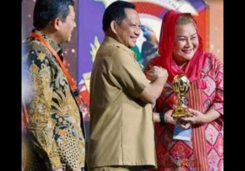 Hebat! Kota Semarang Peroleh Penghargaan UHC