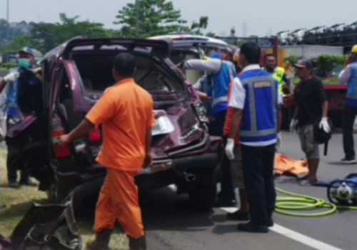 Kecelakaan Beruntun di Tol Jatengaleh-Krapyak Semarang, Dugaan Pengemudi Hilang Kendali