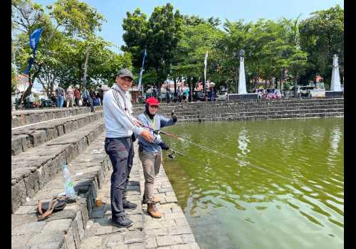 Peringati HUT ke 476 Kota Semarang, Ribuan Peserta Rebutkan Juara Lomba Mancing Gebyar Polder Tawang