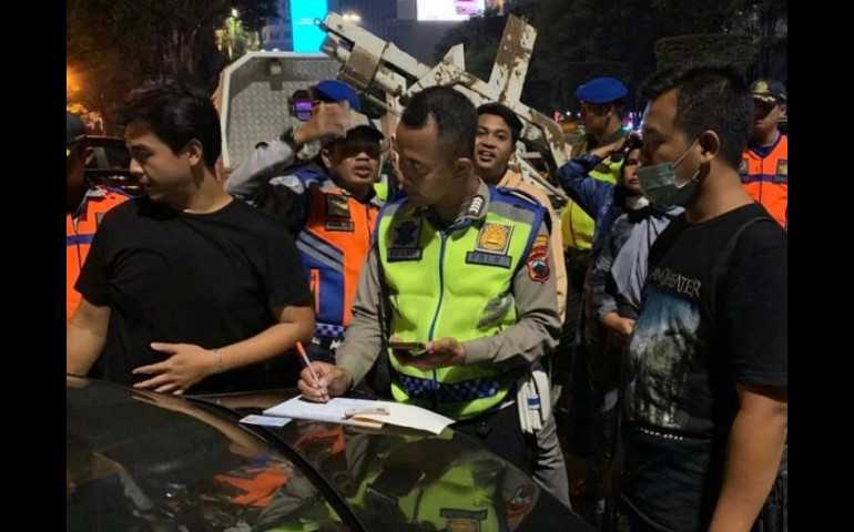 Budayakan Disiplin, Dishub Kota Semarang Gelar Operasi Parkir Liar di Simpang Lima