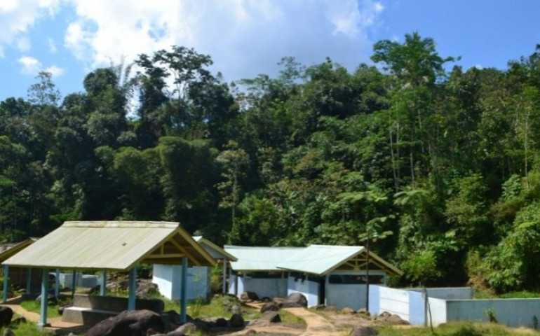 Relaksasi Berendam di Pemandian Air Panas Sangubayu Batang