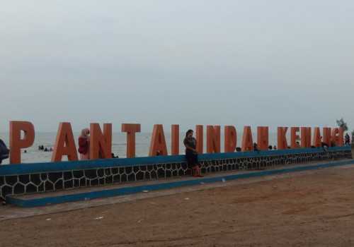 Nikmati Senja di Tepi Pantai Indah Kemangi Kendal, Lengkap dengan Tempat Kuliner