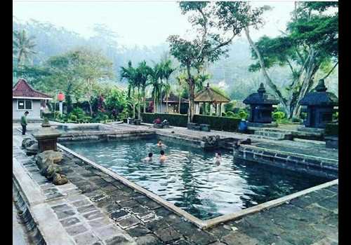 Hangatkan Badan di Sumber Air Panas Wisata Dusun Candi Umbul Magelang