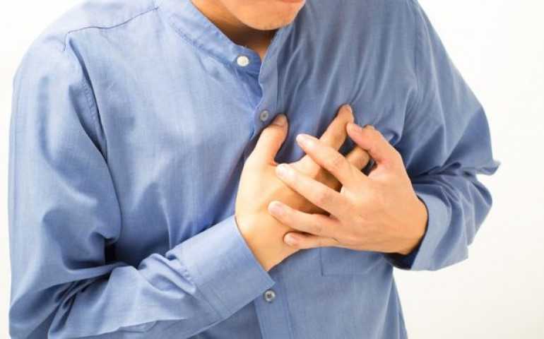 Jangan Gegabah, Lakukan Pertolongan Pertama Ini pada Seseorang yang Terkena Serangan Jantung
