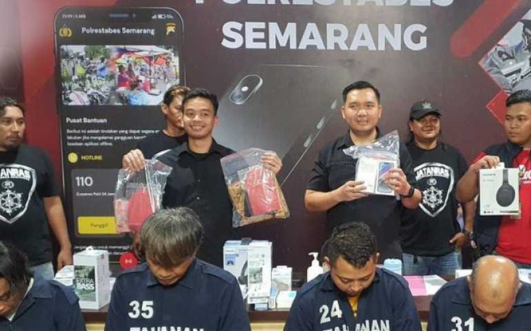 Raup Keuntungan Rp 1,2 M, Polisi Tangkap 4 Pencuri Smartphone