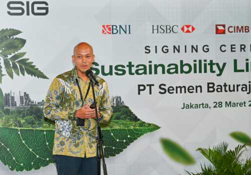 Semen Baturaja Raih Kredit Sindikasi Berkelanjutan  Senilai Rp901,425 Miliar dari Empat Bank