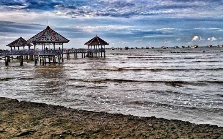 Wisata Pantai Kartini Rembang Banyak Simpan Situs Sejarah