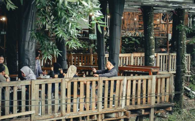 Forest Kopi Batang: Rasakan Ngopi Unik dari Hutan