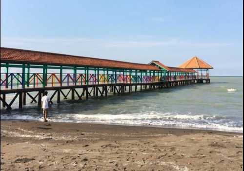 Simpan Banyak Keindahan, Pantai Purwahamba Indah Tegal Cocok Jadi Tempat Berlibur