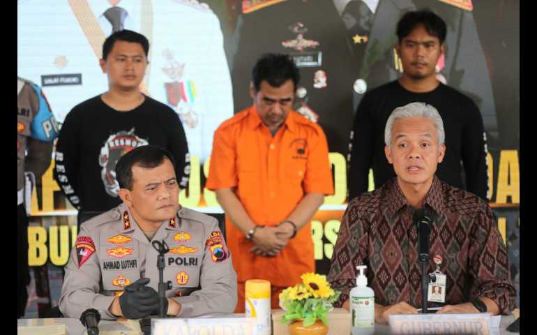 Ganjar Marah! Kasus Pencabulan Santri di Batang: Capai 17 Korban