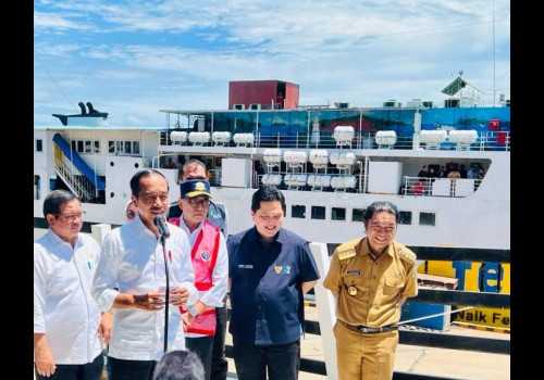 Tinjau Pelabuhan Merak, Presiden Jokowi Pastikan Kesiapan Jelang Mudik Lebaran: Pemudik Pesan Tiket Lebih Dahulu