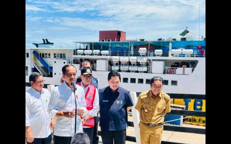 Tinjau Pelabuhan Merak, Presiden Jokowi Pastikan Kesiapan Jelang Mudik Lebaran: Pemudik Pesan Tiket Lebih Dahulu