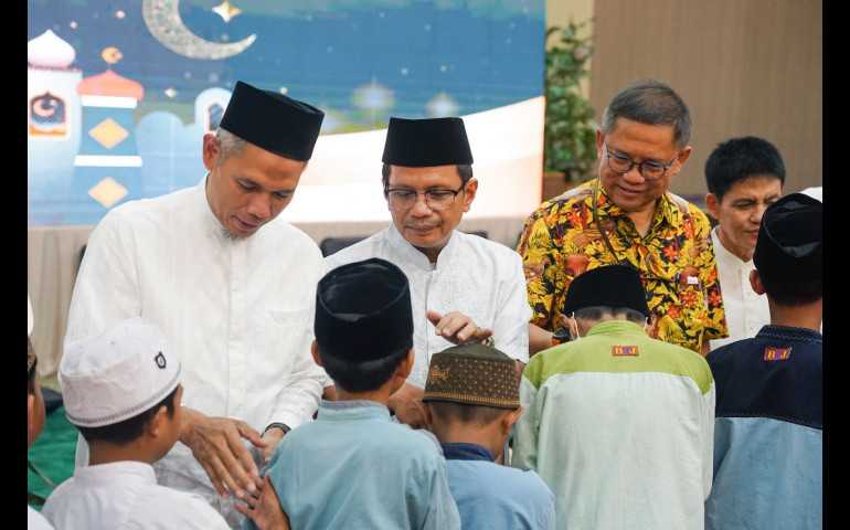 SIG Salurkan Bantuan Rp10,84 Miliar dalam Rangkaian Safari Ramadan 1444 H