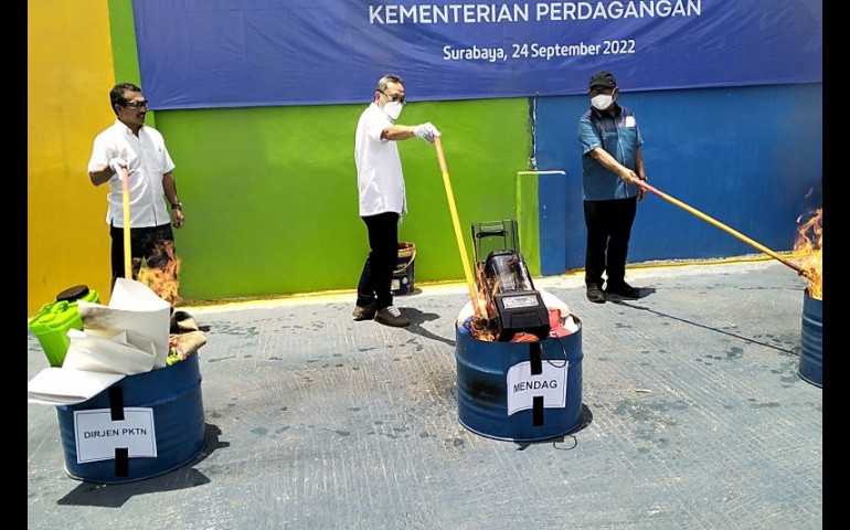 Kemendag Musnahkan Produk Impor Ilegal Senilai Rp 11 Miliar