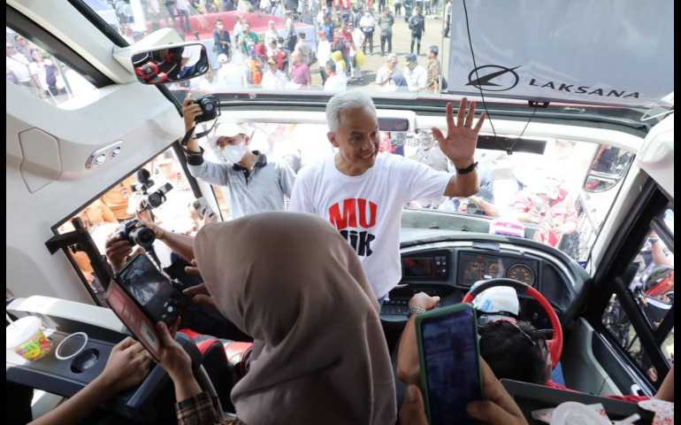 Senyum Bahagia Ribuan Warga Bisa Mudik Gratis Jakarta-Jateng, Ganjar: Bagian Kontribusi Pemprov Jateng