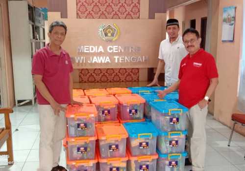 Salurkan Paket Lebaran untuk Wartawan, Kapolri Berharap Kolaborasi Media di Jateng dan Polri Tetap Terjaga