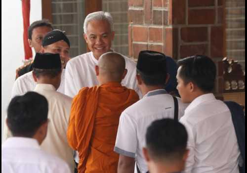 Open House Ganjar di Tawangmangu Dihiasi Suka Cita dan Toleransi Antar Umat Agama