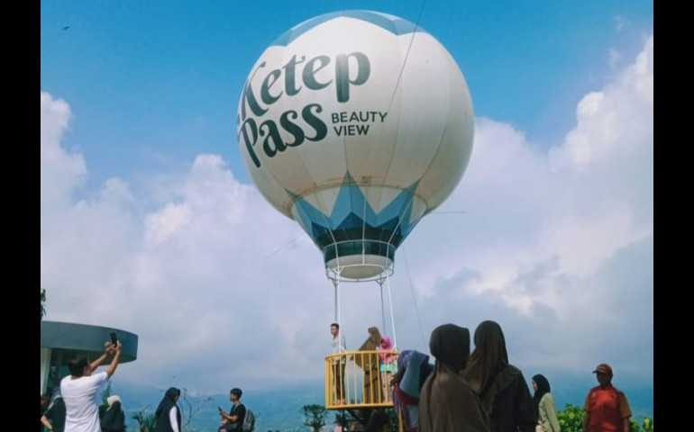 Ribuan Orang Kunjungi Menara Langit Merapi: Tengok Keindahan 7 Gunung