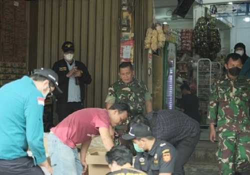 Berantas Rokok dan Miras Ilegal, Bea Cukai Gelar Operasi Pasar Gabungan