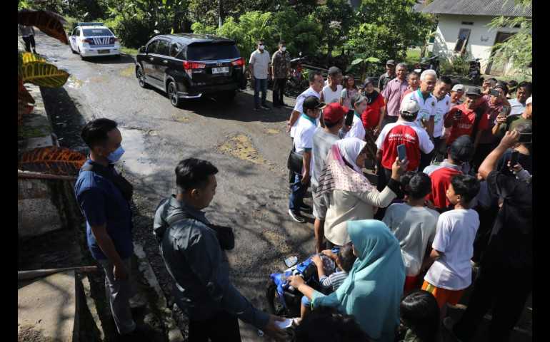 Terima Laporan Jalan Rusak, Pemprov Jateng Gerak Cepat Tangani!