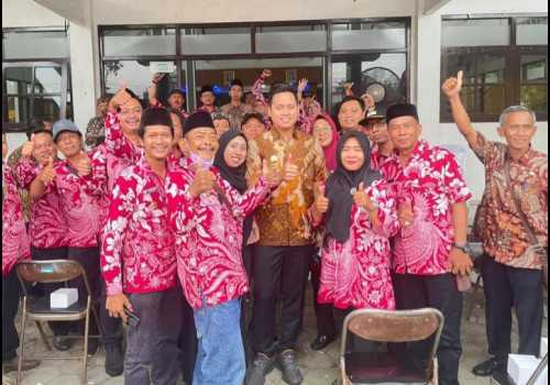 Paguyuban Kades Bahurekso Kendal Gelar Halal Bi Halal, Sampaikan Kendaraan Operasional ke Bupati Dico