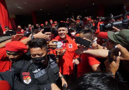 Ganjar Puji Pertumbuhan Ekonomi Era Jokowi : Tugas Kita Melanjutkan dan Melakukan Percepatan