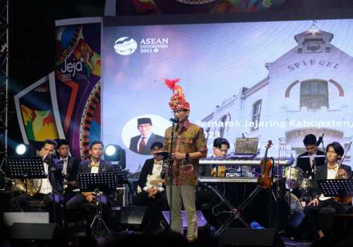 Ribuan Masyarakat Antusias Saksikan Pembukaan Semarak Jejakk Kreatif 2023, Menparekraf: Bangkitkan Ekonomi Kreatif Indonesia