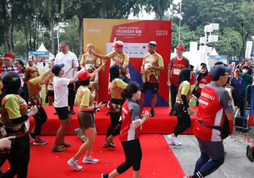 Antusiasnya Runners Jakarta, Lari Bareng Ganjar di Bank Jateng Friendship Run 2023