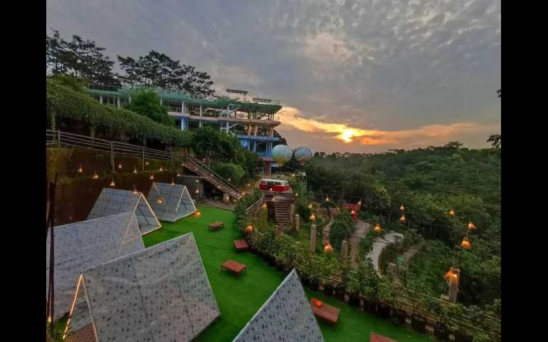 Terletak di Lereng Gunung Muria, The Hills Vaganza Kudus Tawarkan Keindahan Alam yang Memukau Mata