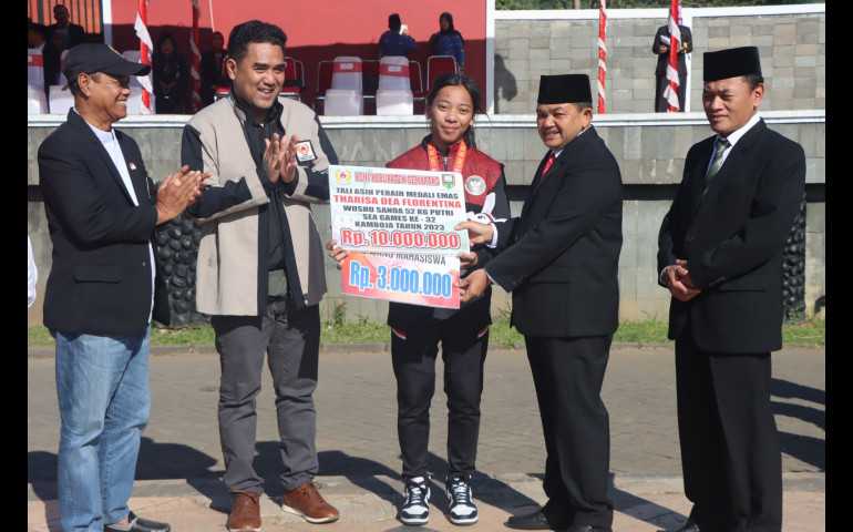 Bupati Semarang Beri Hadiah kepada Atlet Sea Games 2023