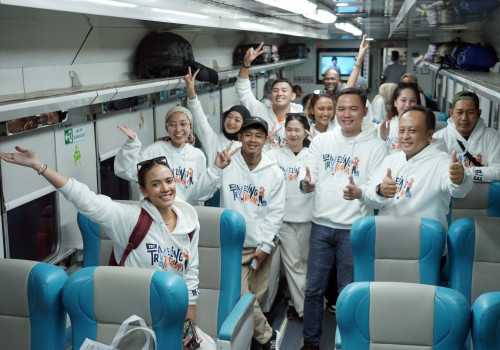 Menggunakan KA Blambangan Ekspres, KAI Ajak Influencer Berwisata ke Banyuwangi