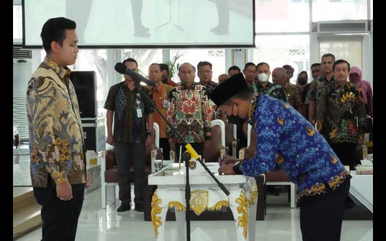 Sebanyak 490 CPNS Terima SK, Bupati Kendal: Majukan Kabupaten Kendal!