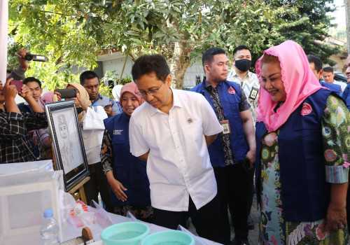 Tekan Penyakit DBD, Kemenkes Mulai Terapkan Teknologi Wolbachia di Kota Semarang