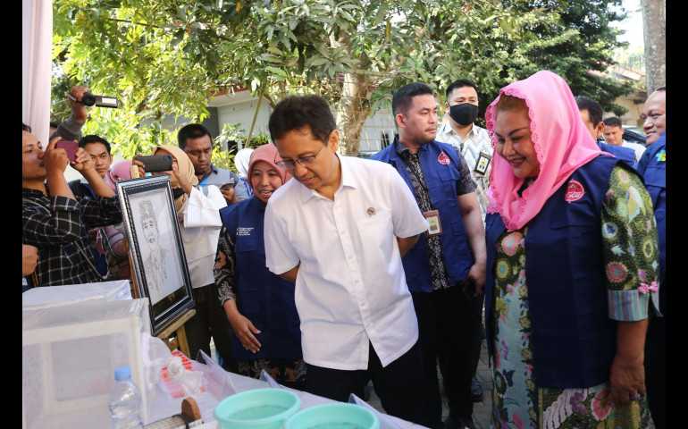 Tekan Penyakit DBD, Kemenkes Mulai Terapkan Teknologi Wolbachia di Kota Semarang