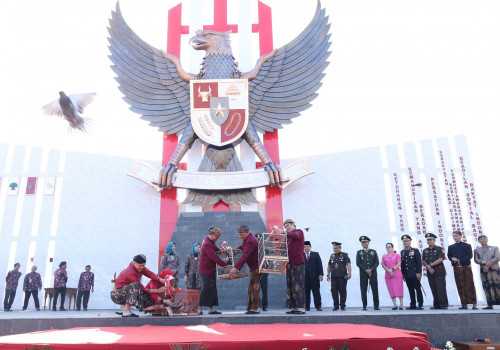 Ganjar Ajak Kades Gali Sejarah Desa pada Momen Peringatan Hari Lahir Pancasila